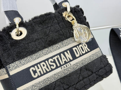 Serenityll™ 181941 Luxury Bags 24*20cm