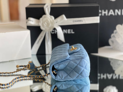 Chanel Denim Flap Bag - 20x13x7cm