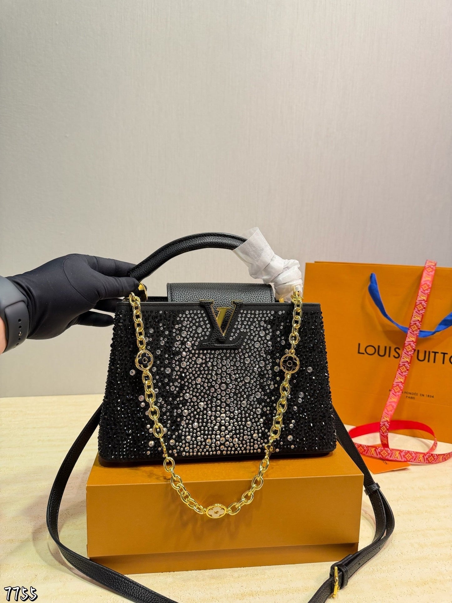 Serenityll™ 2001124 LV Bag