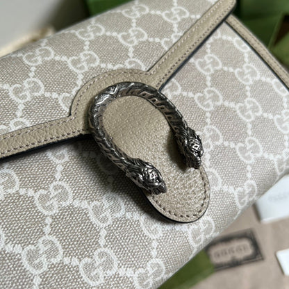 Gucci Dionysus Chain Wallet Beige and white GG Supreme canvas