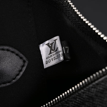 Louis Vuitton Keepall Bandoulière 50 – Monogram Eclipse Canvas Travel Bag