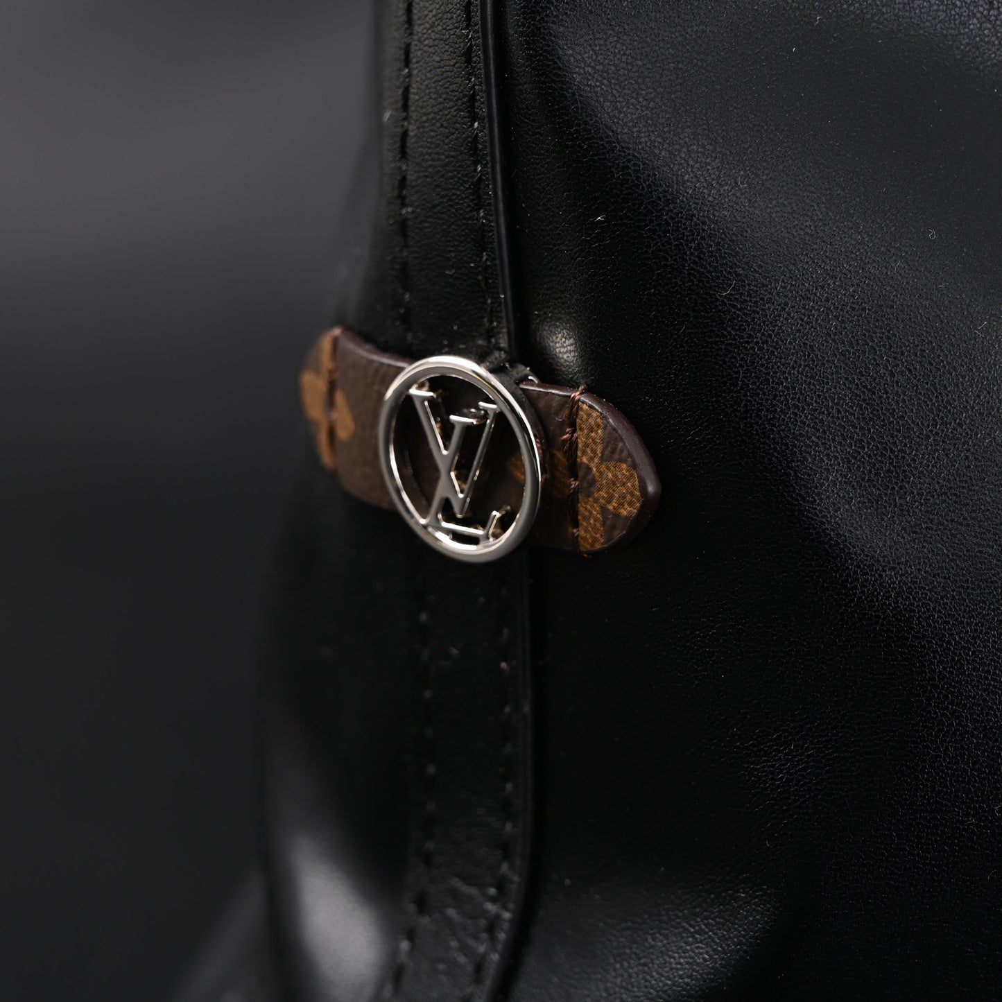 Louis Vuitton Graceful MM Black Monogram Hobo Bag