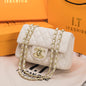 Chanel ℂ𝔽 𝗖𝗹𝗮𝘀𝘀𝗶𝗰 𝗙𝗹𝗮𝗽 in Black Lambskin