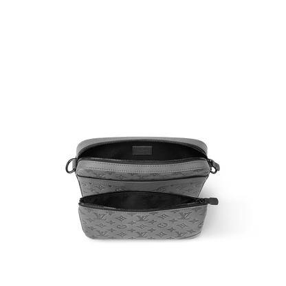 Louis Vuitton Trio Messenger